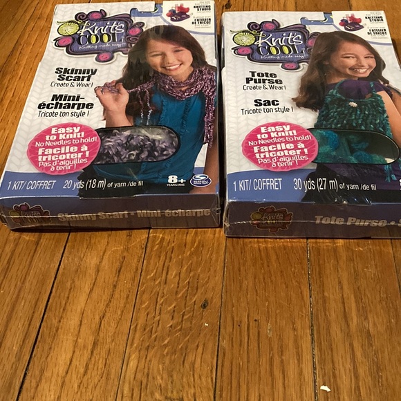 4 Knits Cool Knitting Made Easy Knit Cool Skinny Scarf and Tote Purse - Picture 2 of 3